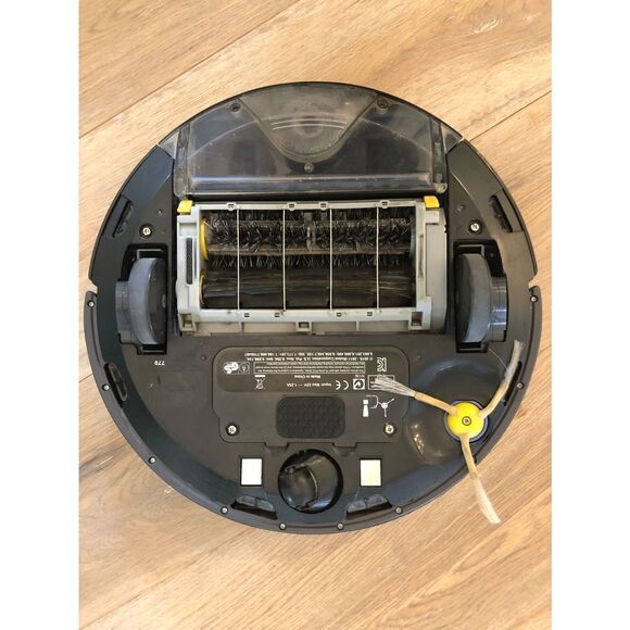 COPY - Roomba iRobot Model 770 with All Accessories - Picture 3 of 3